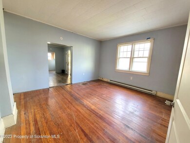 556 Swallow St, Kingston, PA 18704 - photo 7