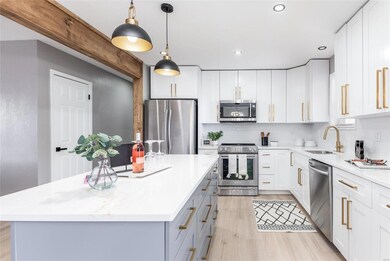 606 Bauer Ln, Maryville, IL 62062 - photo 7