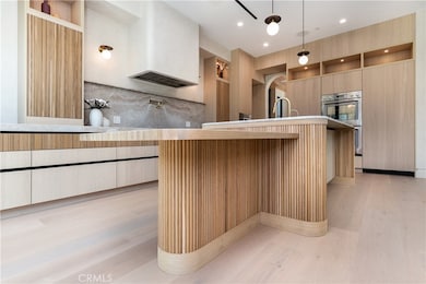 16749 Addison St, Encino, CA 91436 - photo 7