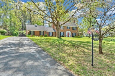 3964 Winding Way Rd SW, Roanoke, VA 24015 - photo 4