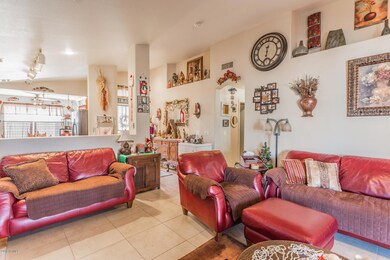 family room 2