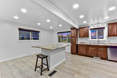 525 Kenton St, Aurora, CO 80010 - photo 5