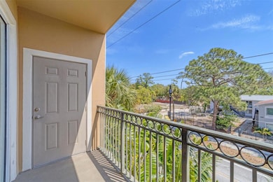 1268 11th St unit 2302, Sarasota, FL 34236 - photo 2