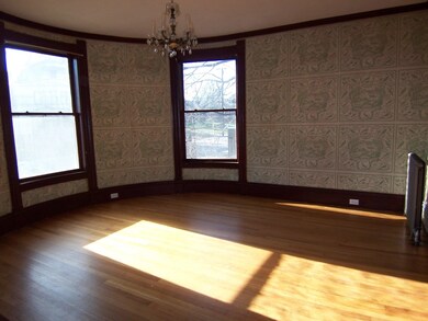 Receiving/Living room