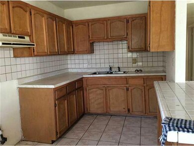 701 Santa Barbara Dr, El Paso, TX 79915 - photo 5