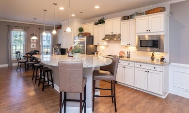 5. Kitchen and eat in area