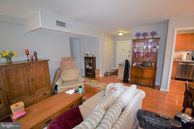 6500 Boulevard View unit A1, Alexandria, VA 22307 - photo 4