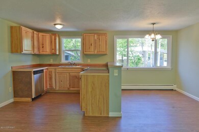 Kitchen/Dining