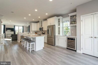 318 Almond Dr, Lansdale, PA 19446 - photo 7