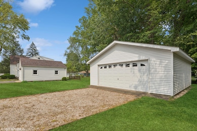 207 Meadowlark Dr, Trail Creek, IN 46360 - photo 2