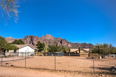 914 N Al Sieber Rd-1