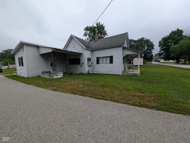 204 S Lafayette St, Cloverdale, IN 46120 - photo 5