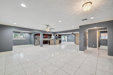 4901 Burning Tree Dr, Baytown, TX 77521 - photo 3