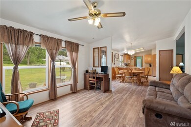 35813 2nd Ave E, Roy, WA 98580 - photo 5