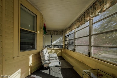 248 W 3rd Ave, Roselle, NJ 07203 - photo 6