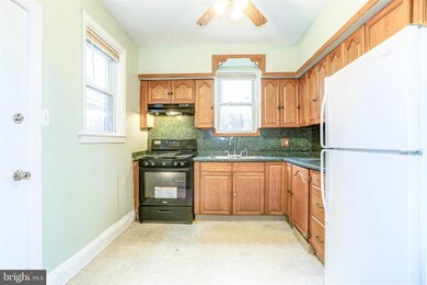 4713 Frederick Ave, Baltimore, MD 21229 - photo 5