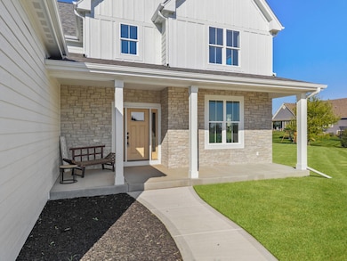 W276N8387 Marshall Dr, Hartland, WI 53029 - photo 4