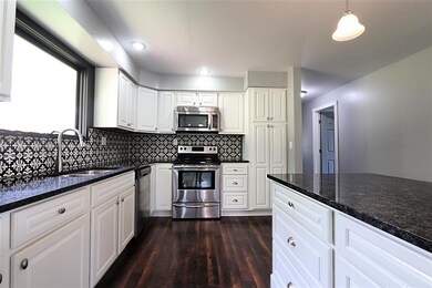 209 Waterman Cir, Saint Johnsbury, VT 05819 - photo 6