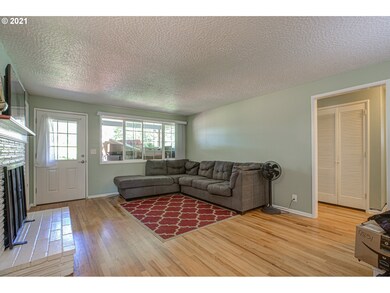 2060 Canemah St, West Linn, OR 97068 - photo 4