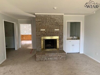 1522 Carol Ln, Wichita Falls, TX 76302 - photo 2