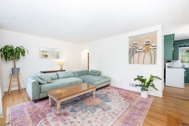 267 Hull St, Bristol, CT 06010 - photo 4