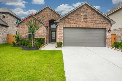 3819 Fleetwood Falls Ln, Spring, TX 77386 - photo 2