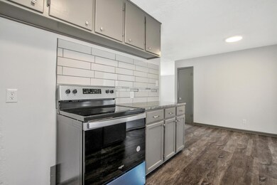 927 S Apache Dr, Wichita, KS 67207 - photo 7