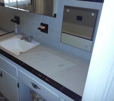 6263 Arthur Durham Dr, Jacksonville, FL 32210 - photo 7