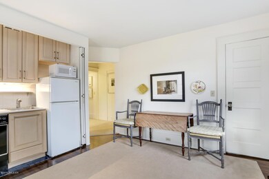 Kitchen/Living Room
