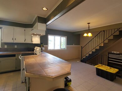 18 Mason St unit 2, Nashua, NH 03060 - photo 3