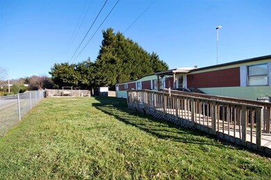 25 Noland Hills Dr, Leicester, NC 28748 - photo 2