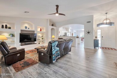 15-web-or-mls-QP - 2695