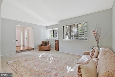 1526 Park Glen Ct, Reston, VA 20190 - photo 6