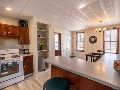 421 Wheatfield St, North Tonawanda, NY 14120 - photo 6