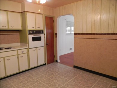 3714 Greenway St, Easton, PA 18045 - photo 6