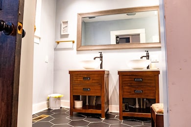 624 N Highland Ave, Jackson, TN 38301 - photo 7