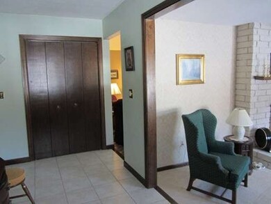 125 Sweetfern Dr, West Springfield, MA 01089 - photo 2