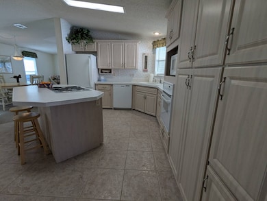 7100 Ulmerton Rd unit 2064, Largo, FL 33771 - photo 7