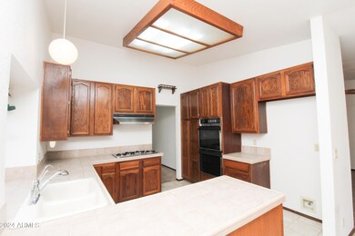 1326 E Clearwater Ln, Gilbert, AZ 85234 - photo 4