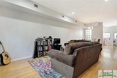 421 E 36th St, Savannah, GA 31401 - photo 5