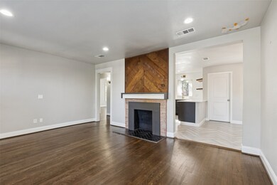 322 Beckleywood Blvd, Dallas, TX 75224 - photo 4