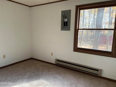 7504 Crestview Dr, Tobyhanna, PA 18466 - photo 7