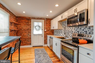 249 Seymour St, Lancaster, PA 17603 - photo 4