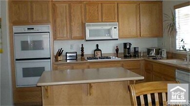 Beautiful spacious and bright kitchen