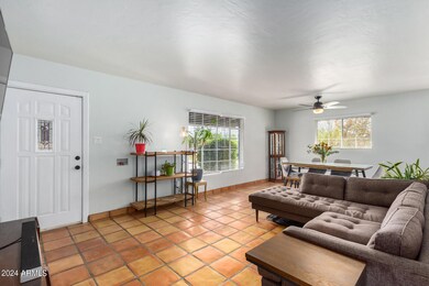 1534 E Hatcher Rd, Phoenix, AZ 85020 - photo 5