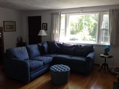 Living Room / Maple floors