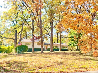 208 Southridge Rd, Fort Wayne, IN 46825 - photo 2