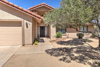 758 N 39th Way-6