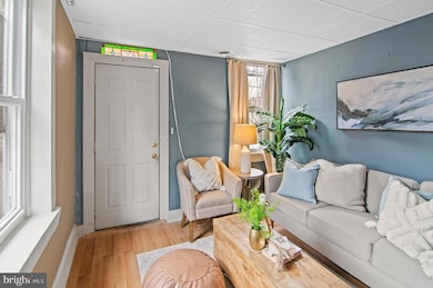 2302 Duker Ct, Baltimore, MD 21224 - photo 4