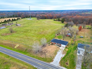 10050 N Highway Vv, Columbia, MO 65202 - photo 4